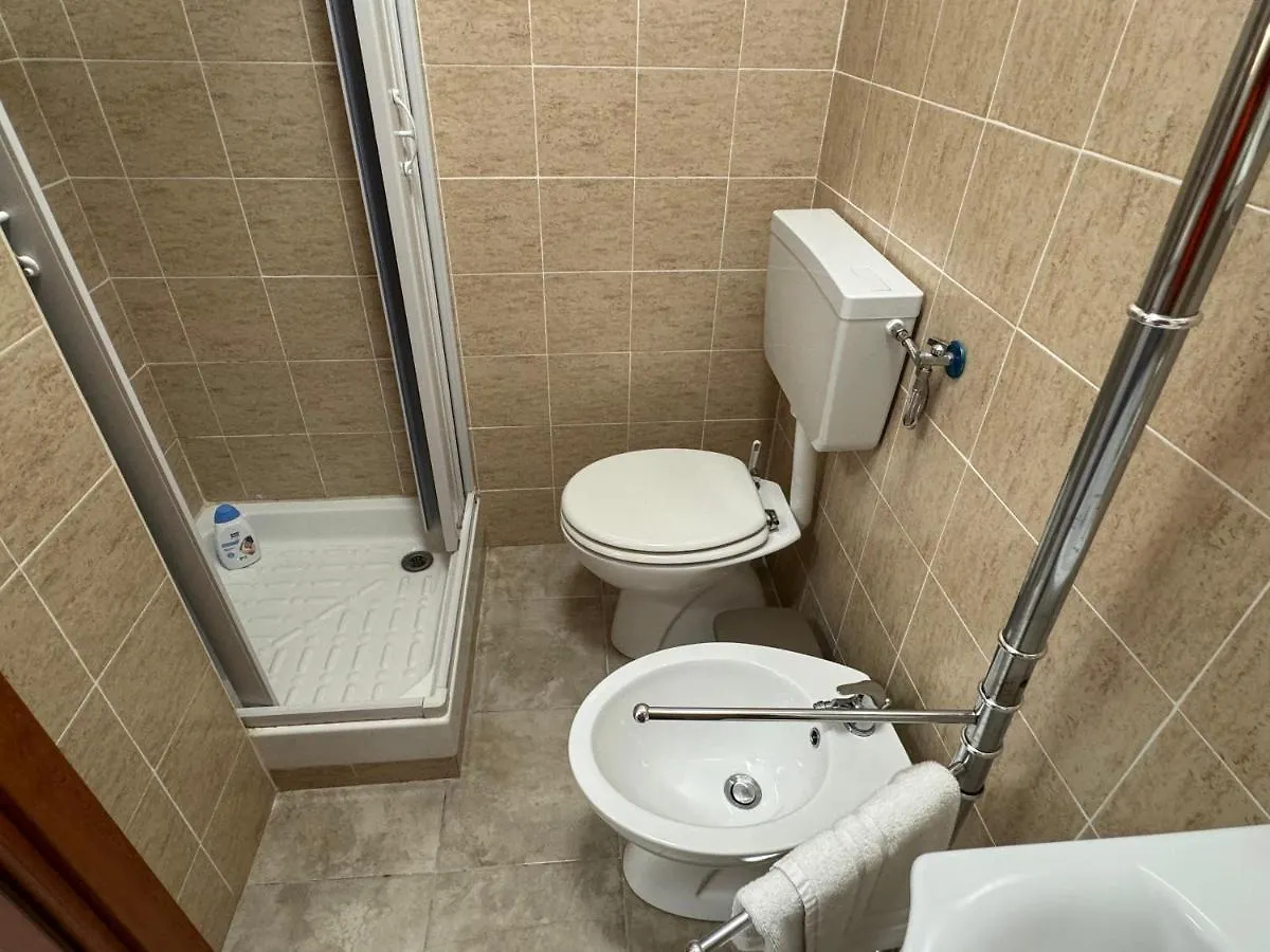 Hotel R&B Santa Nicolella Aeroporto di Catania Fontana Rossa Affittacamere