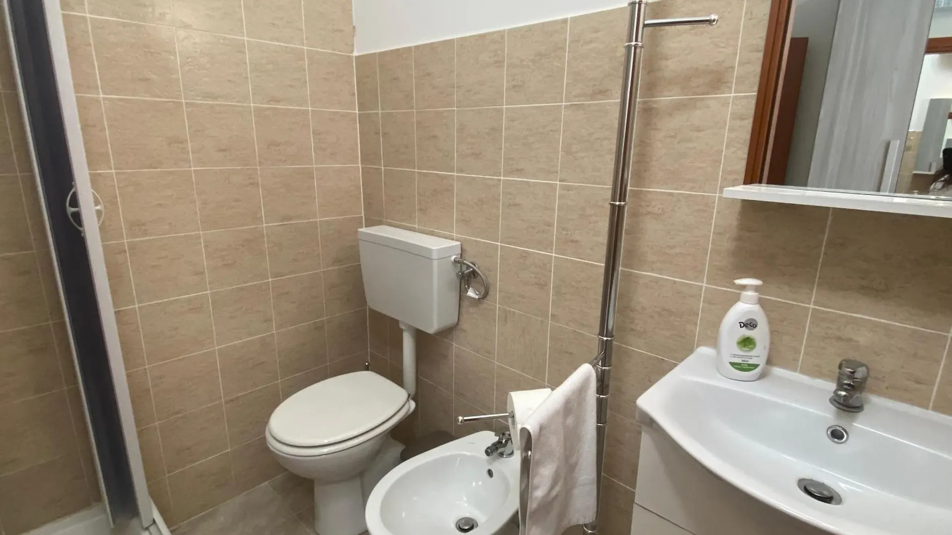 Affittacamere Hotel R&B Santa Nicolella Aeroporto di Catania Fontana Rossa