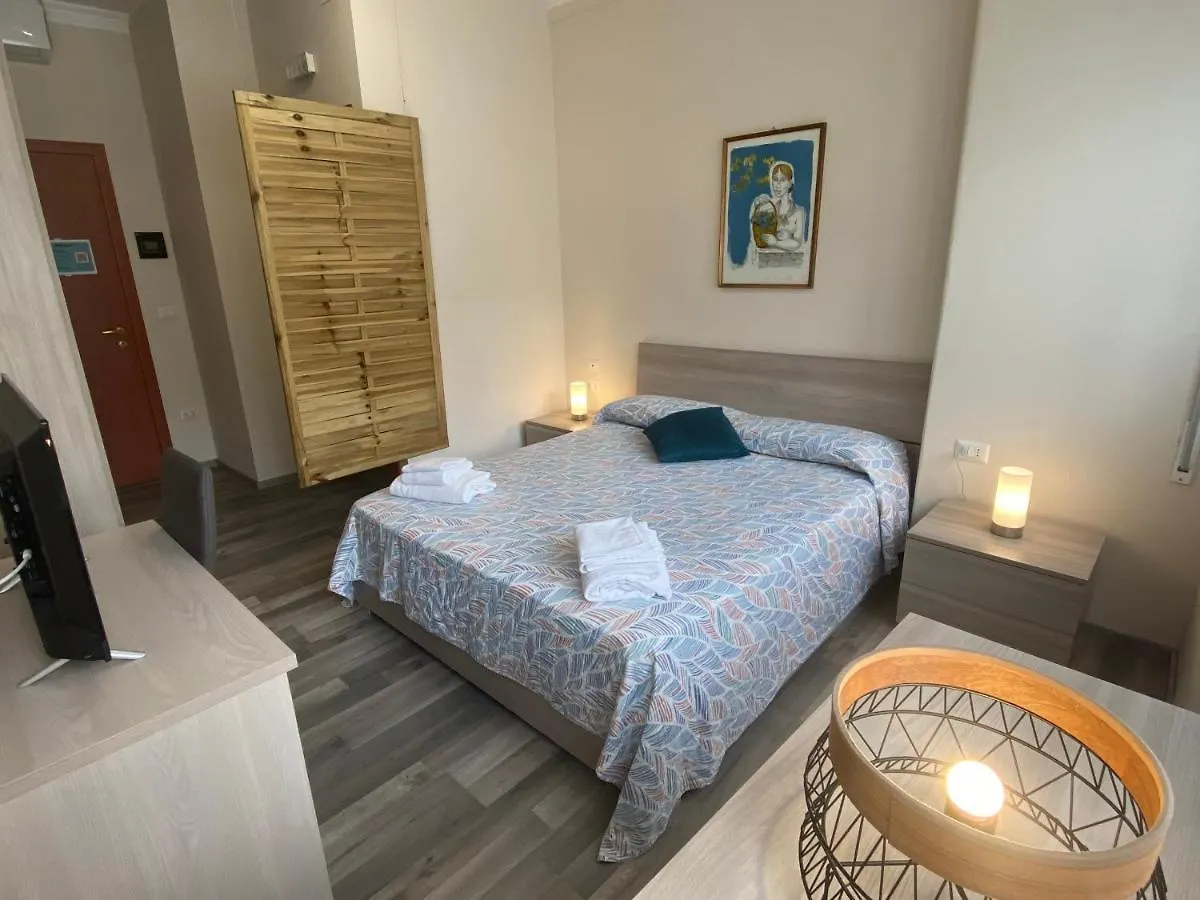 R&B Santa Nicolella Otel Katanya 0*,