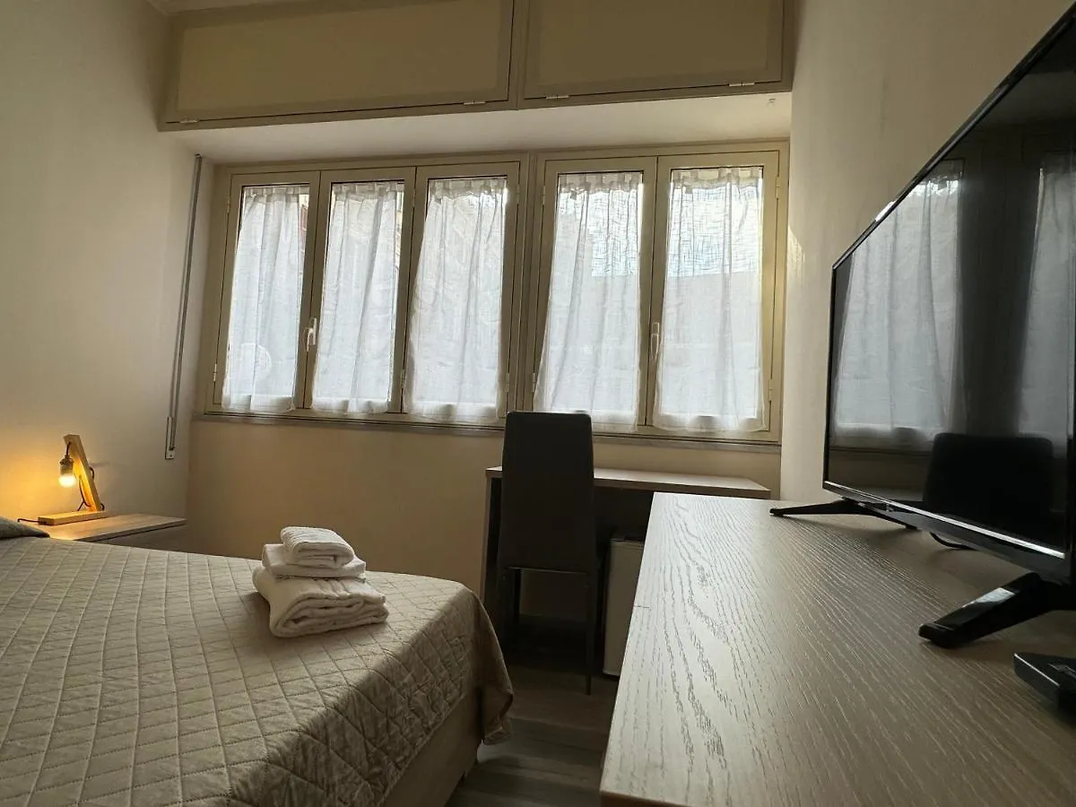 R&B Santa Nicolella Otel Katanya İtalya